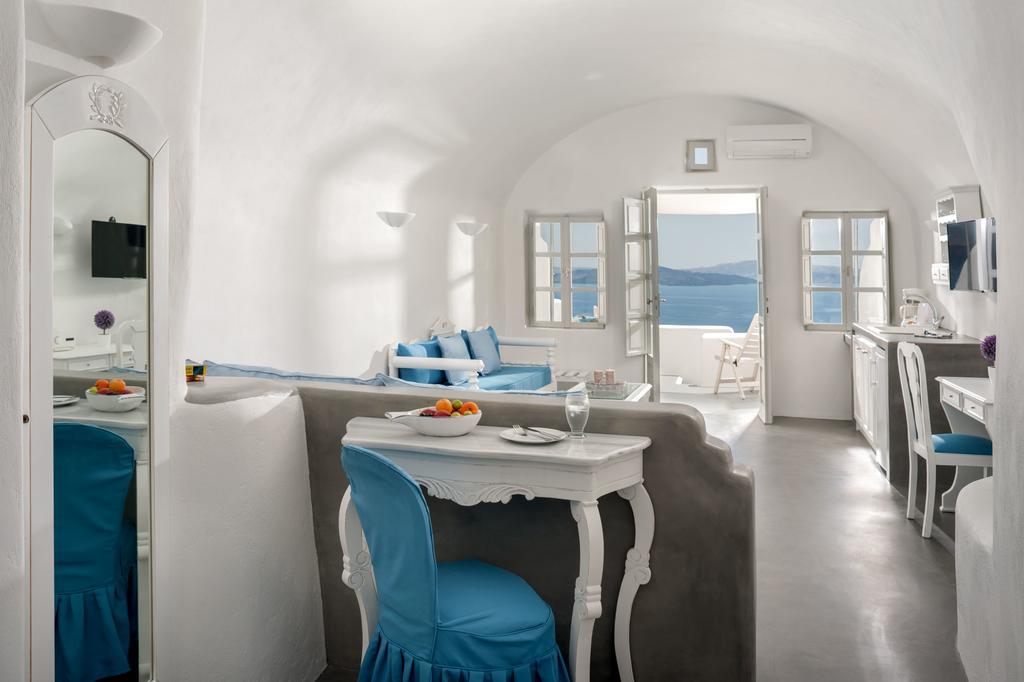 Thirea Suites Oia  Ruang foto