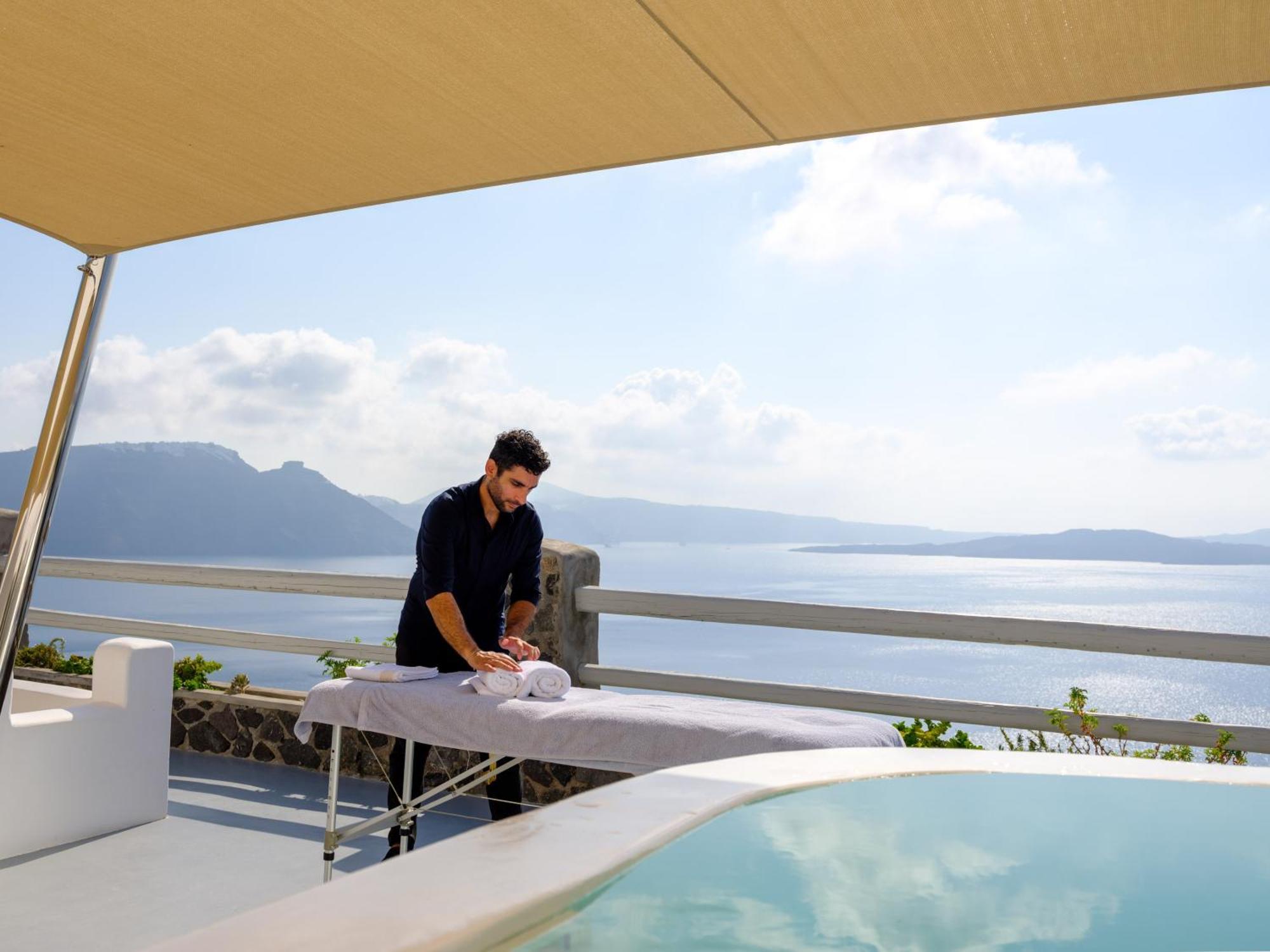 Thirea Suites Oia  Bagian luar foto